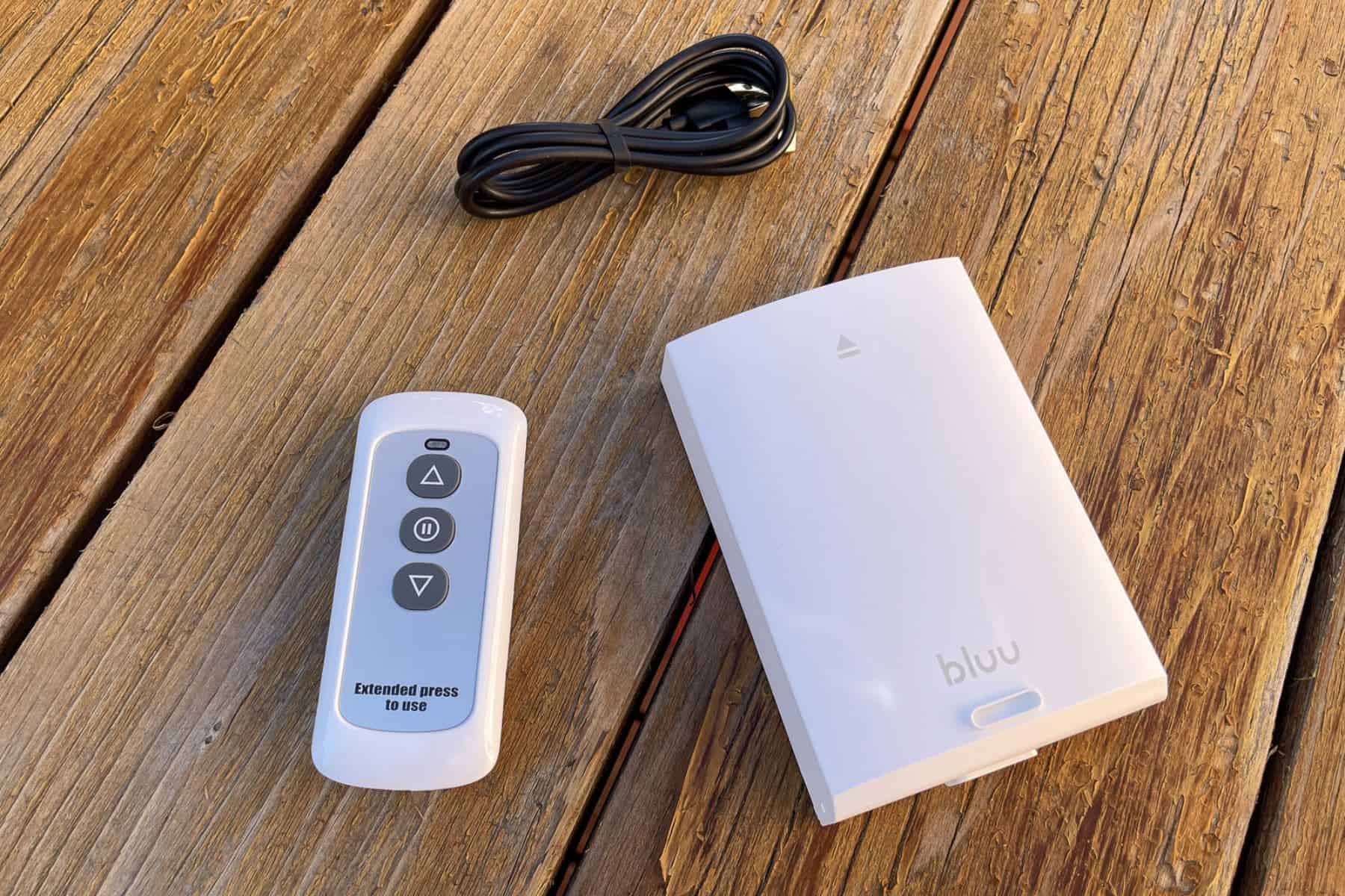 bluu-automatic-patio-umbrella-accessories