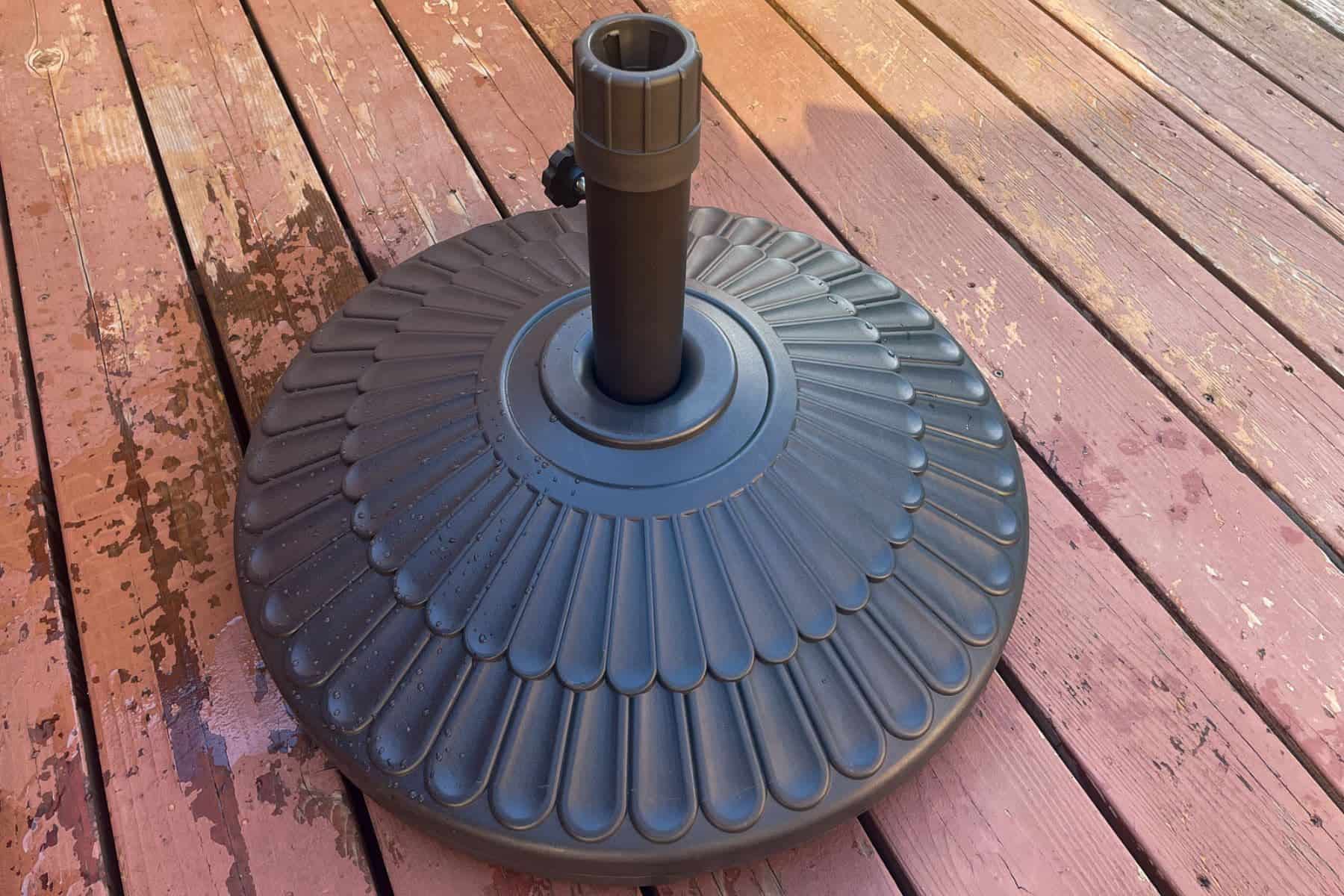 bluu-automatic-patio-umbrella-sturdy