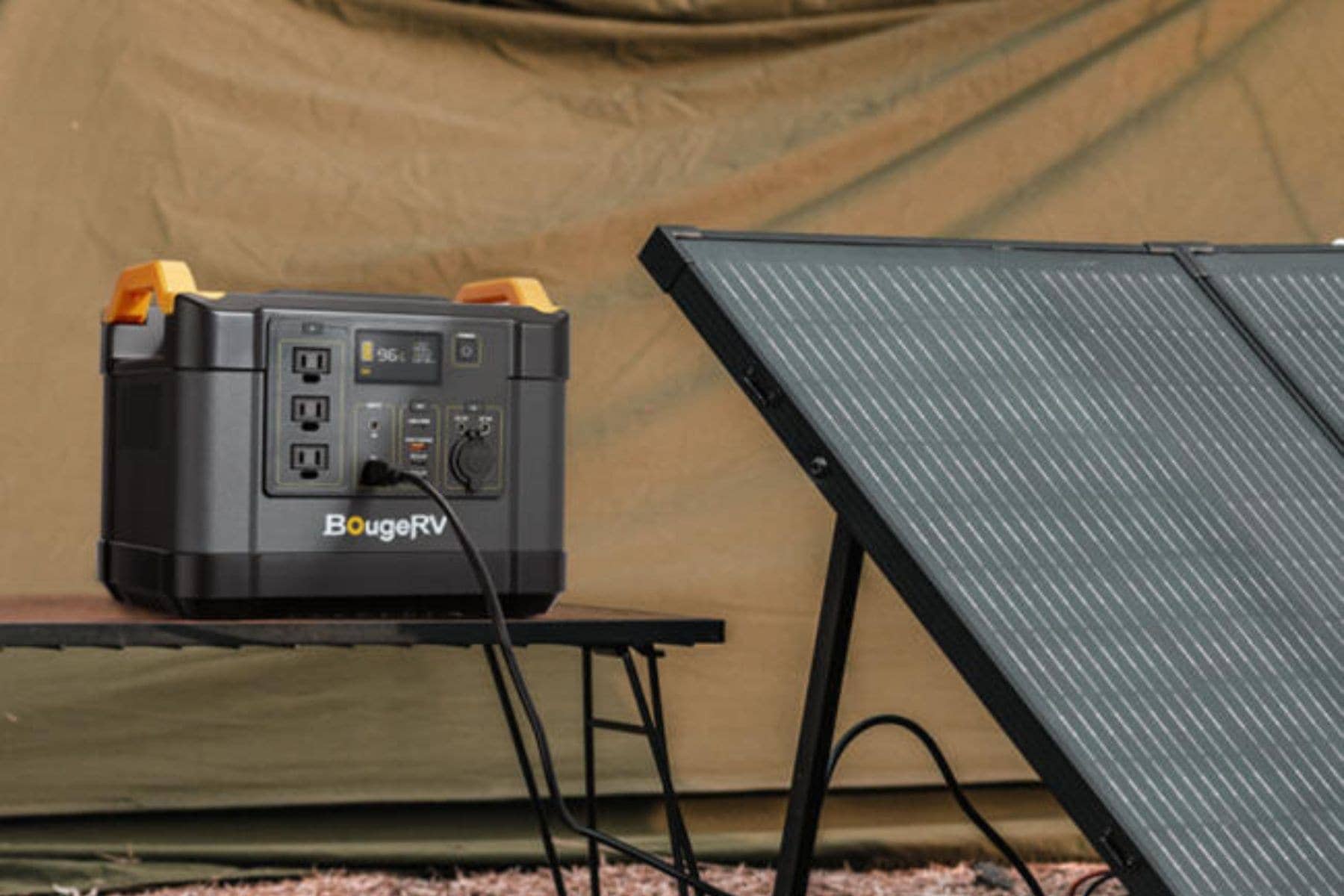 bougerv-fort-1000-portable-power-station-using