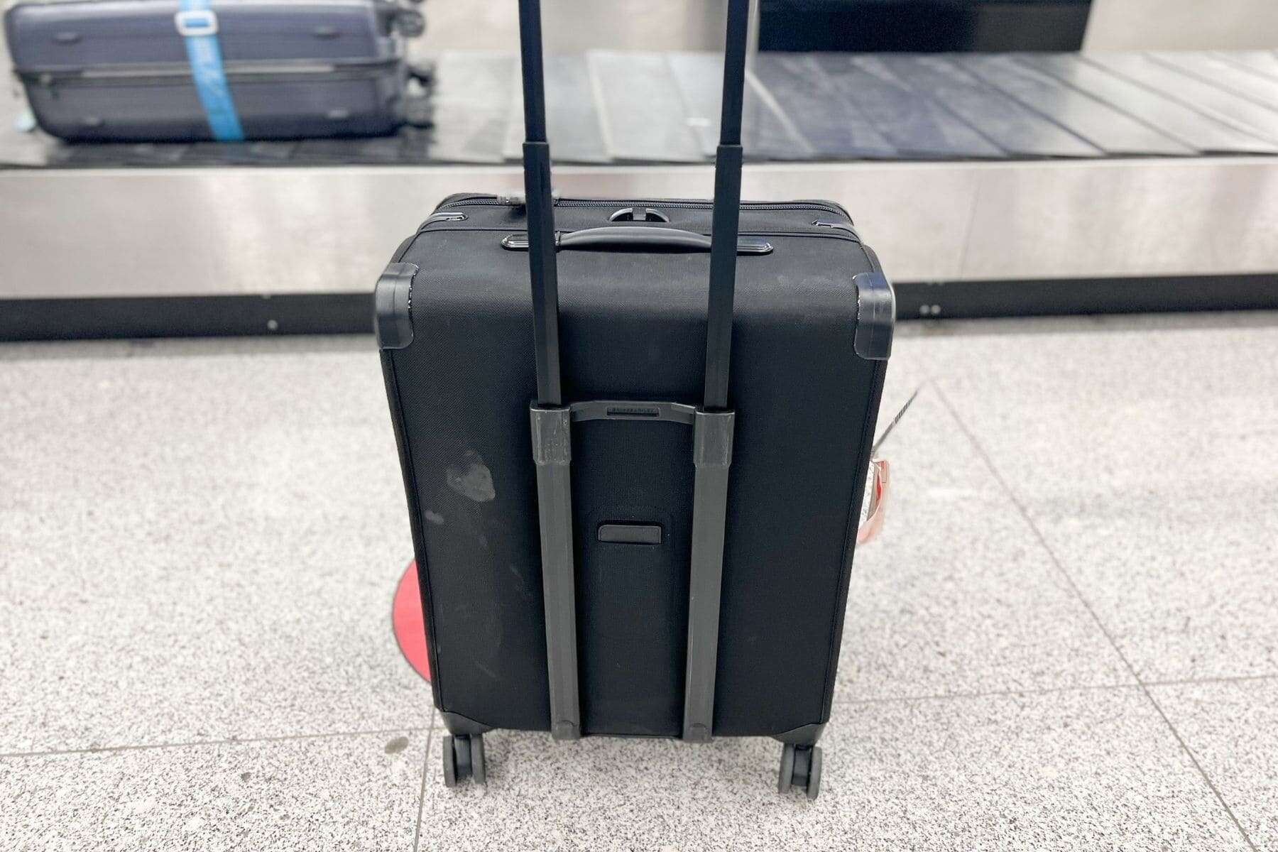 briggs-and-riley-baseline-softside-luggage-back-side