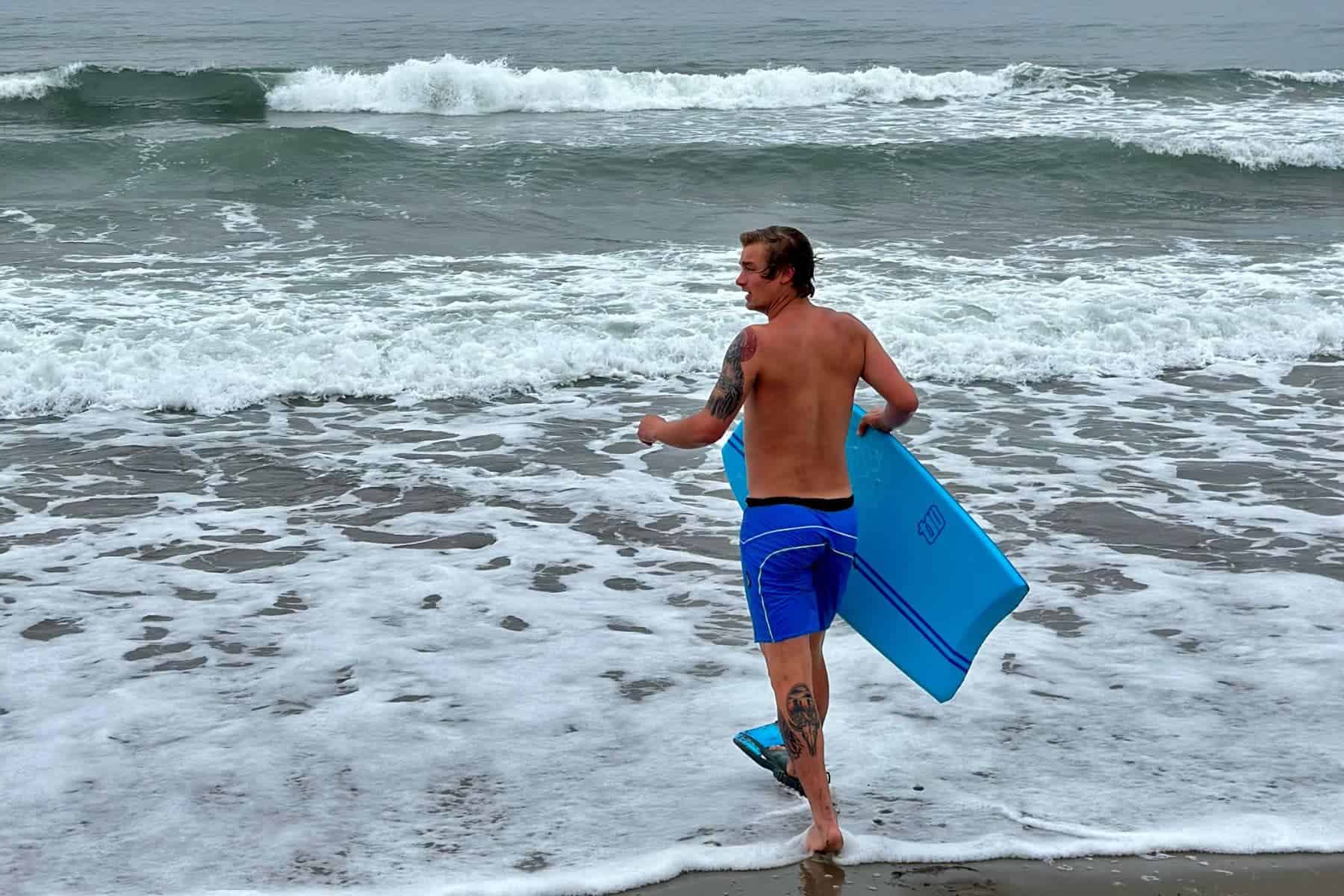 Bz T 10 Bodyboard Walking