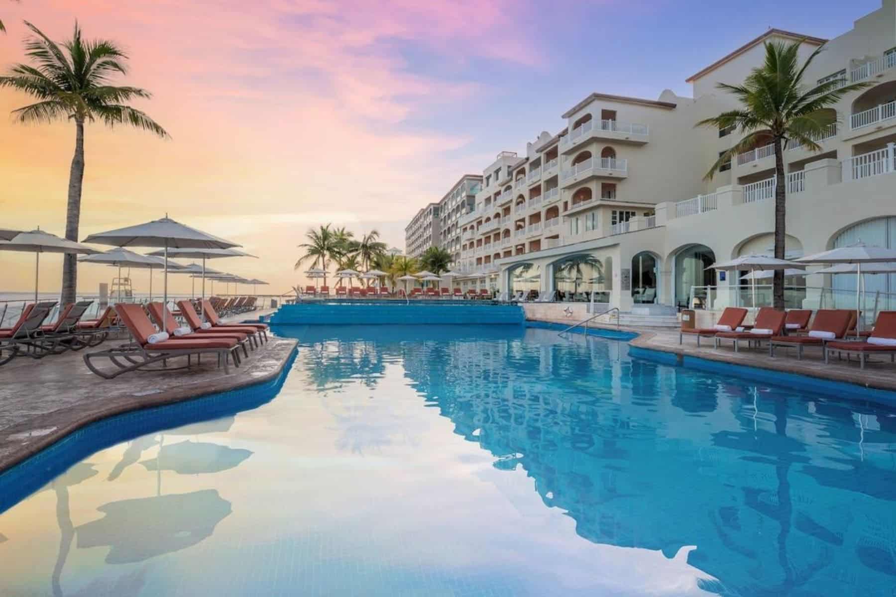 cozumel-palace-pool-side
