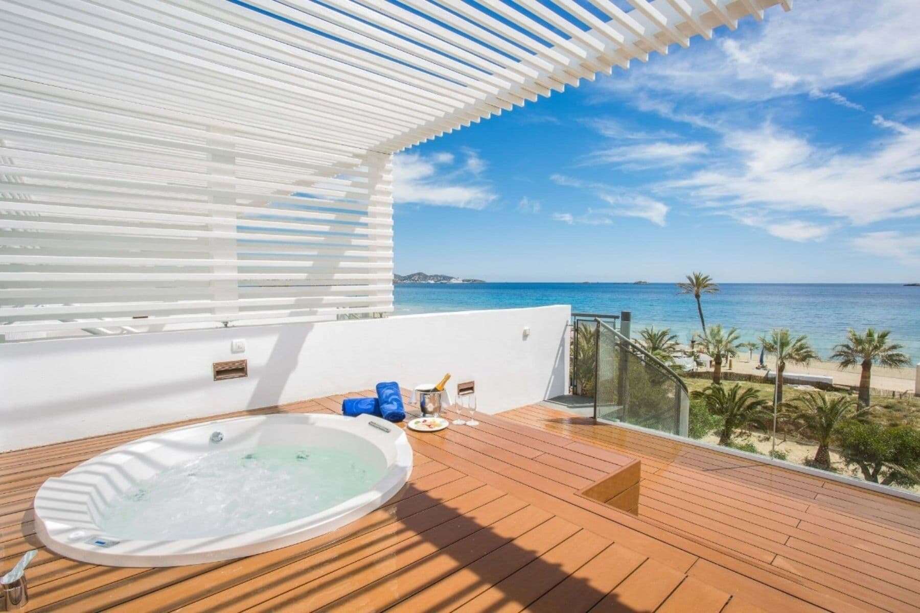 grand-palladium-white-island-sauna-room