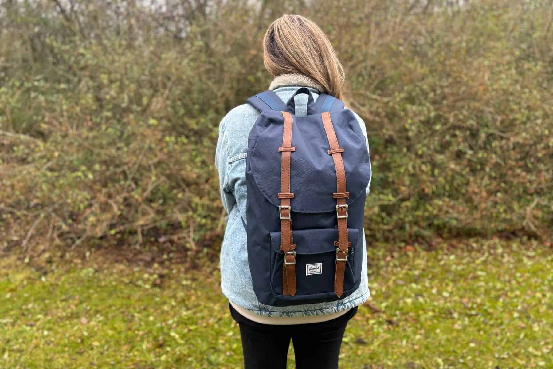 herschel-little-america-back
