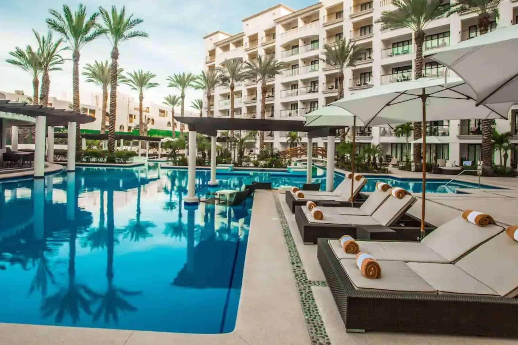 hyatt-ziva-los-cabos-pool-side