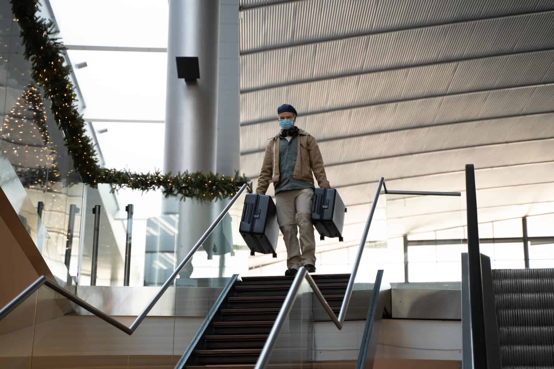 Level8 Elegance Textured Luggage Common Denominators