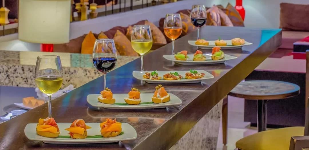 Marival Distinct Residences Brunello Restaurant Tapas