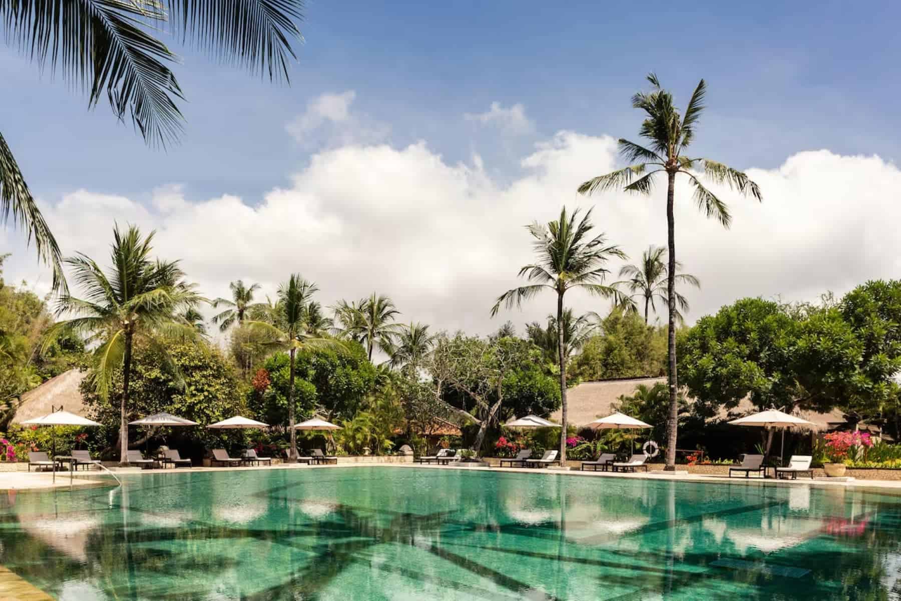 melia-bali-main-pool-area