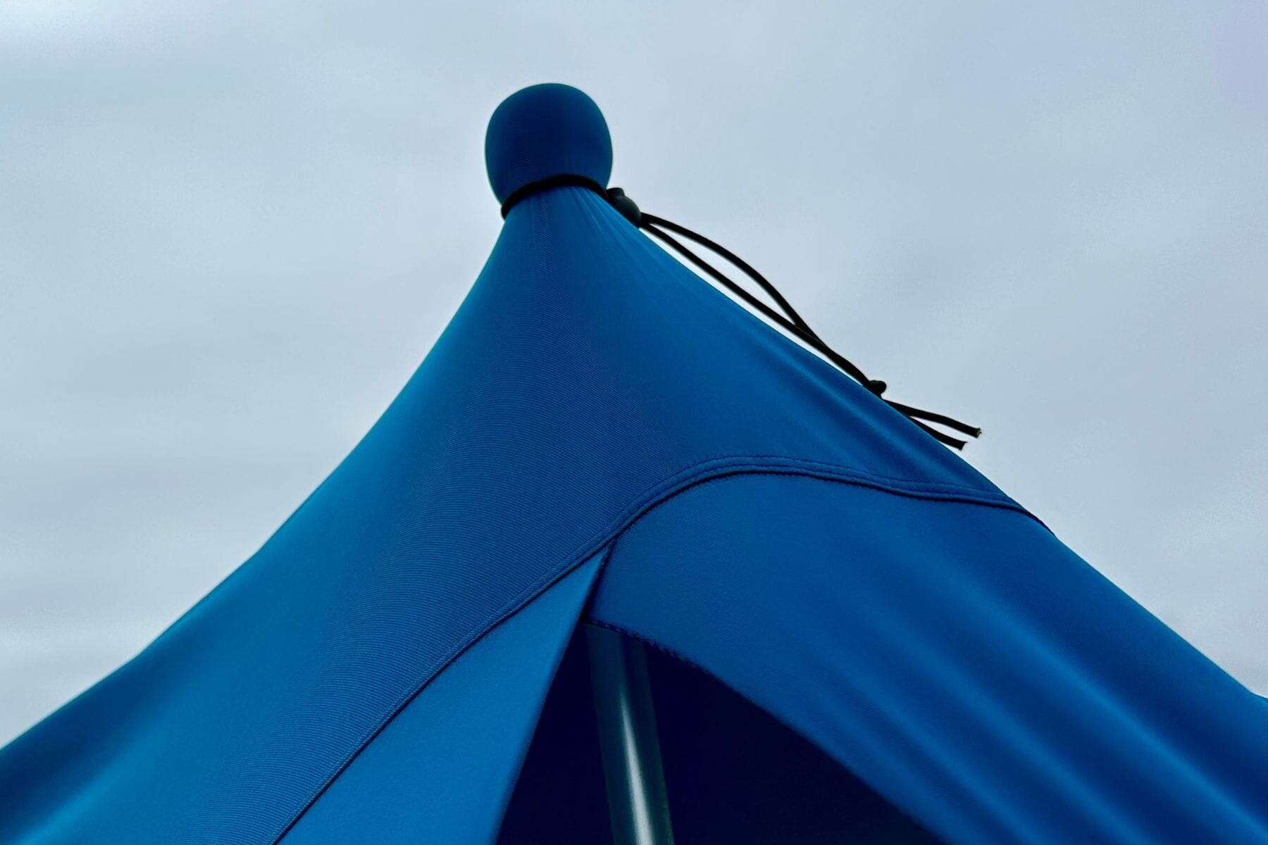 osoeri-beach-tent-bungee-cord