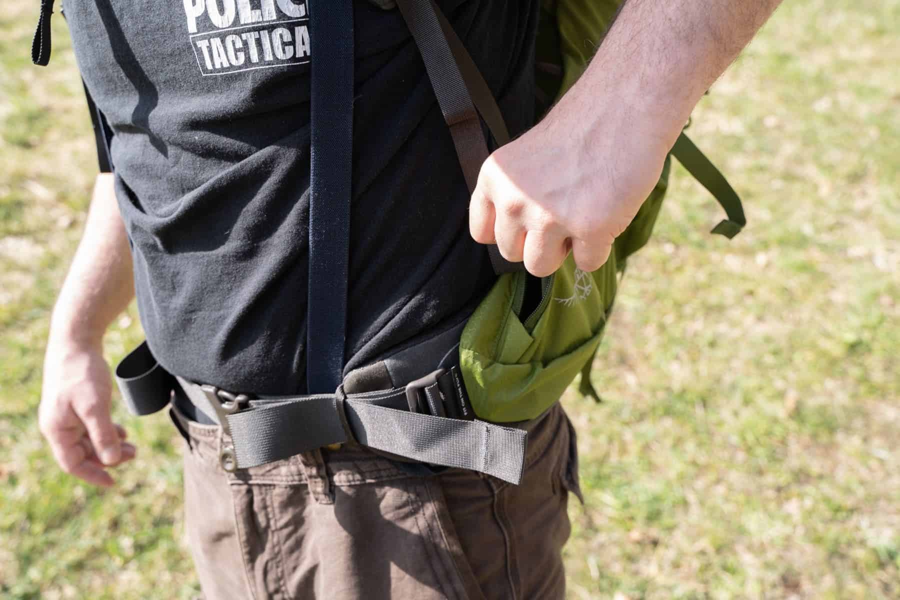 osprey-aether-side-pocket