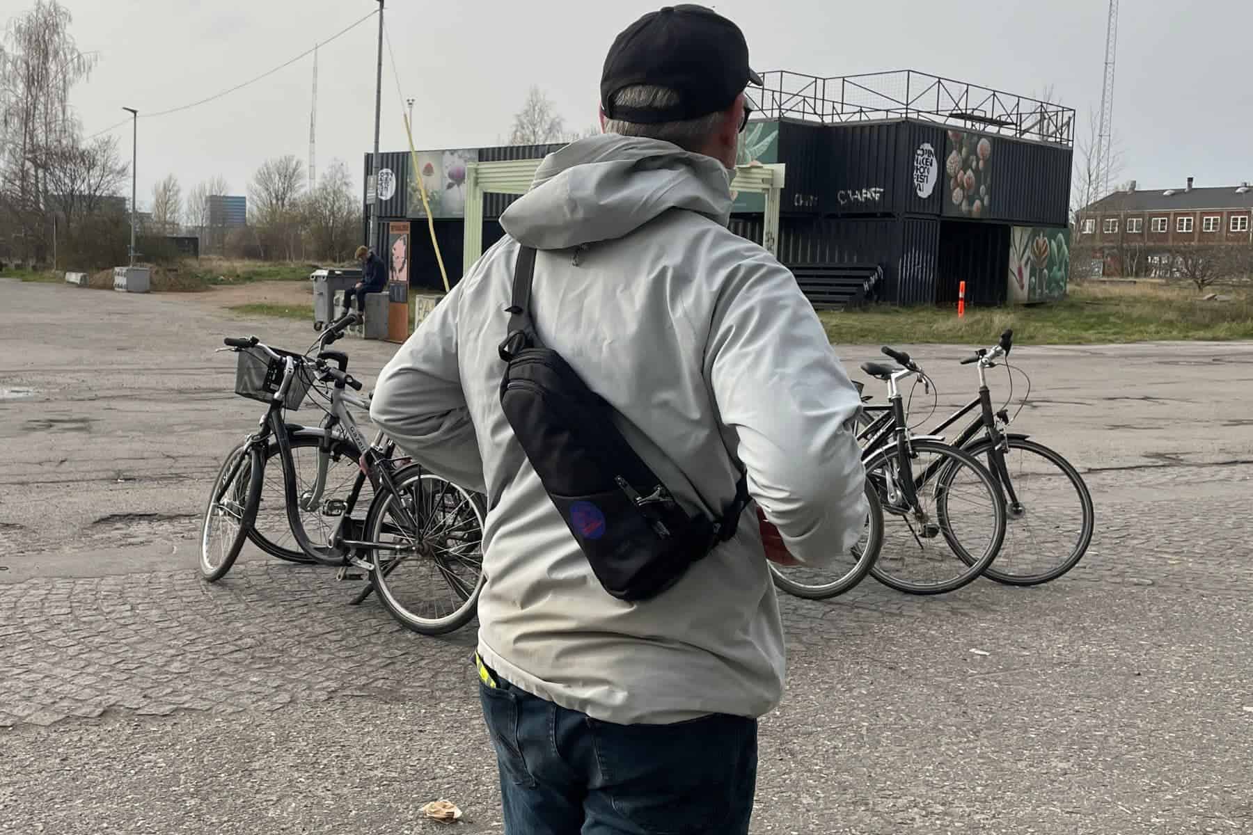 Pacsafe Vibe 150 Crossbody Sling