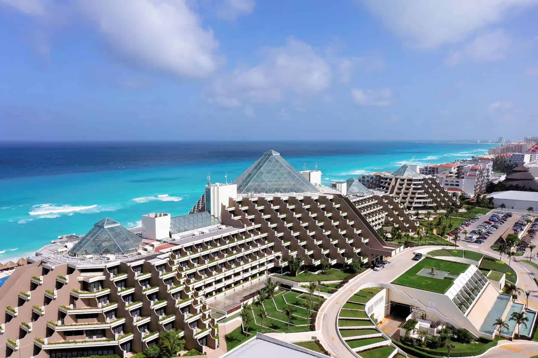 paradisus-cancun-side-aerial