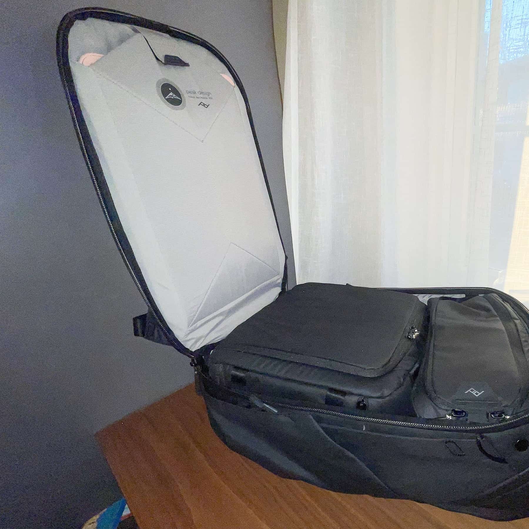 peak-design-travel-45L-cubes