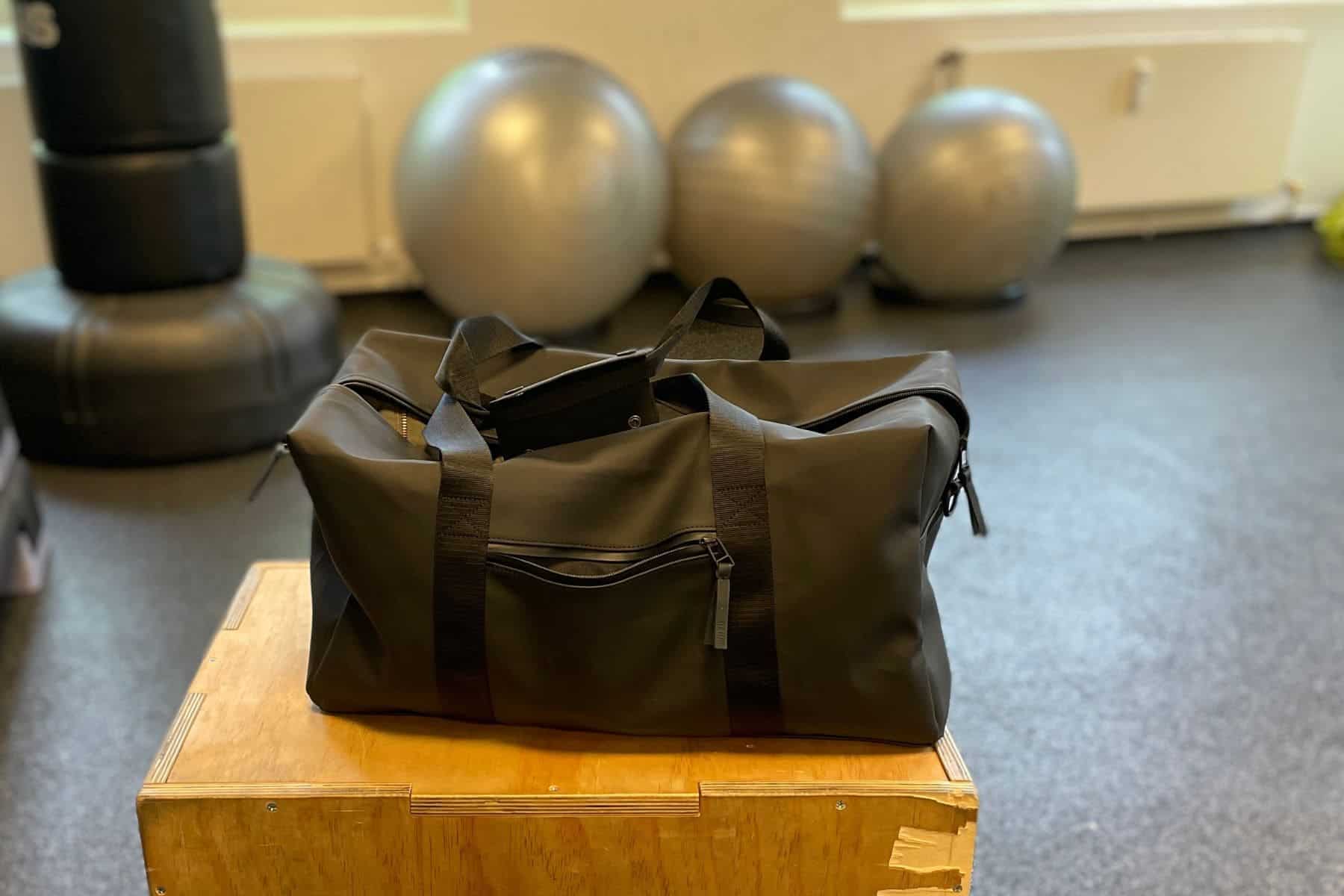 rains-gym-bag-at-training