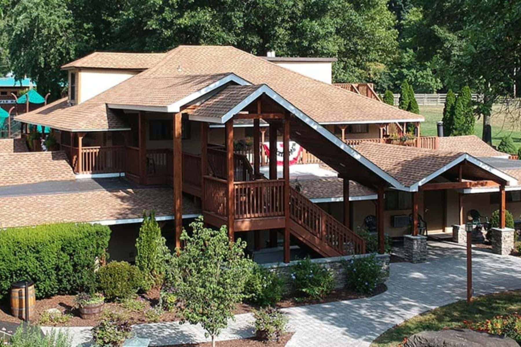 rocking-horse-ranch-highland-ny-building