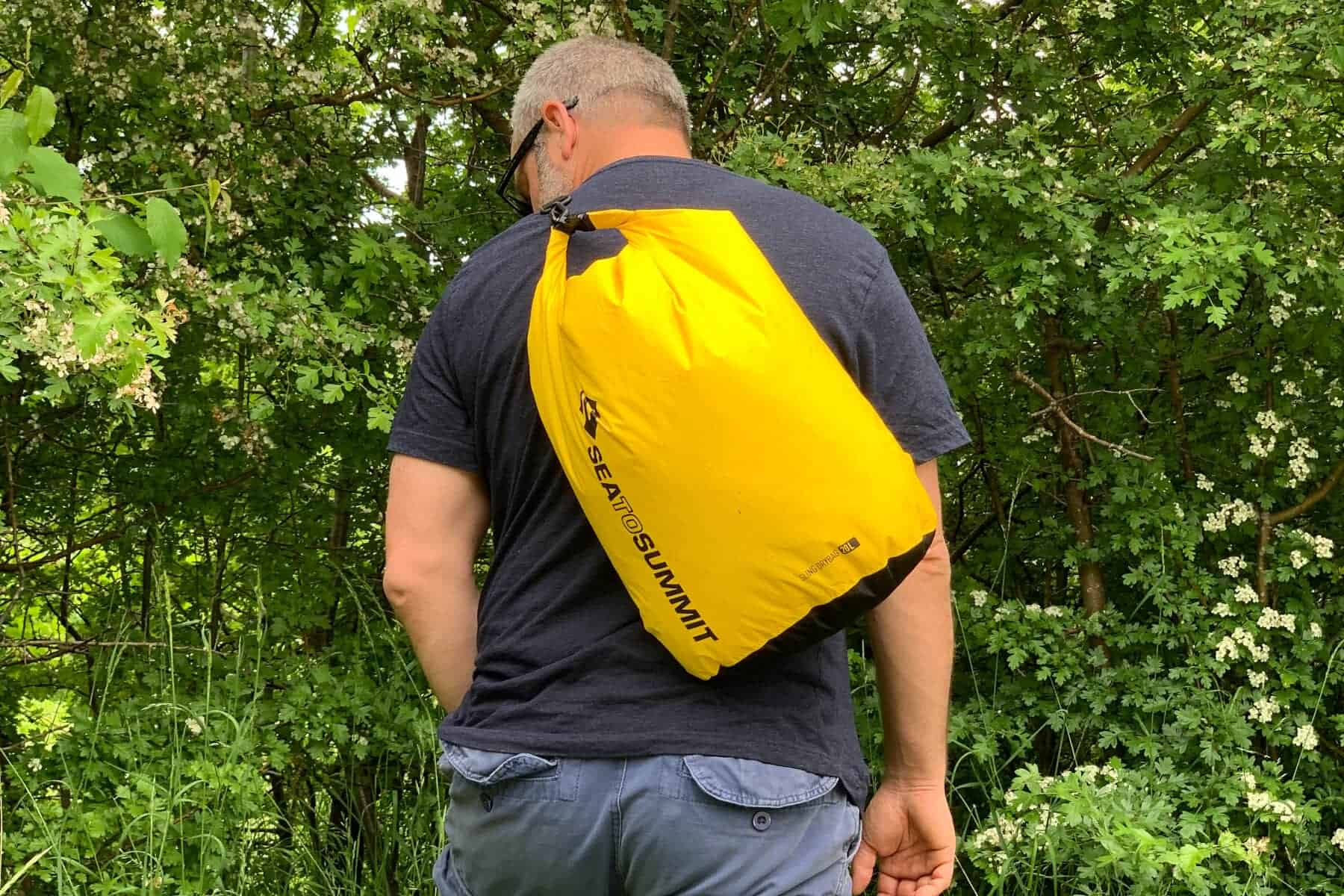 sea-to-summit-sling-lightweight-4