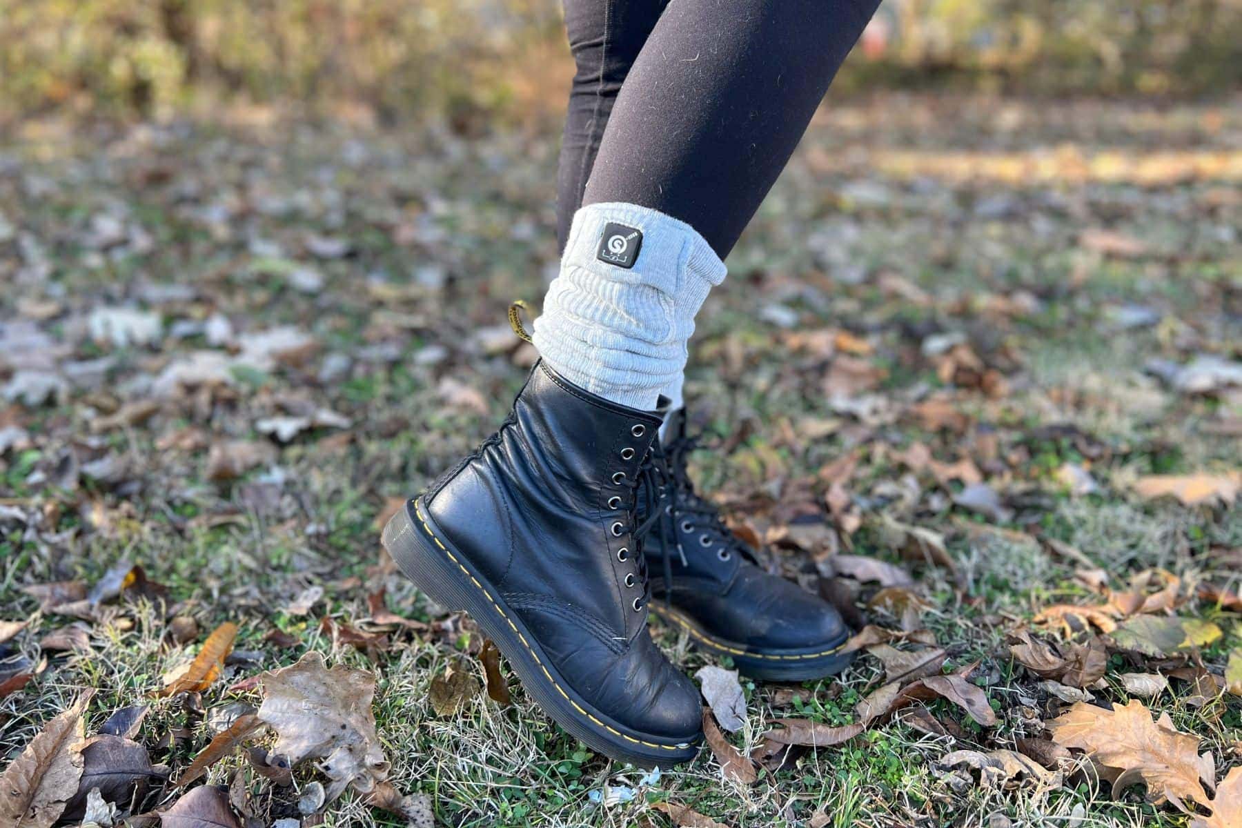 snow-deer-heated-socks-soft-performance