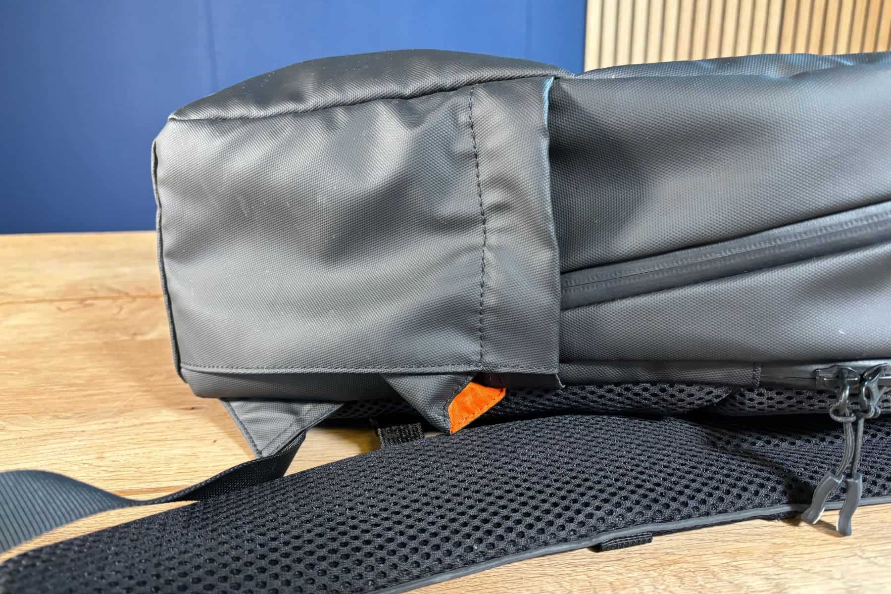 stubble-and-co-everyday-backpack-side-pocket