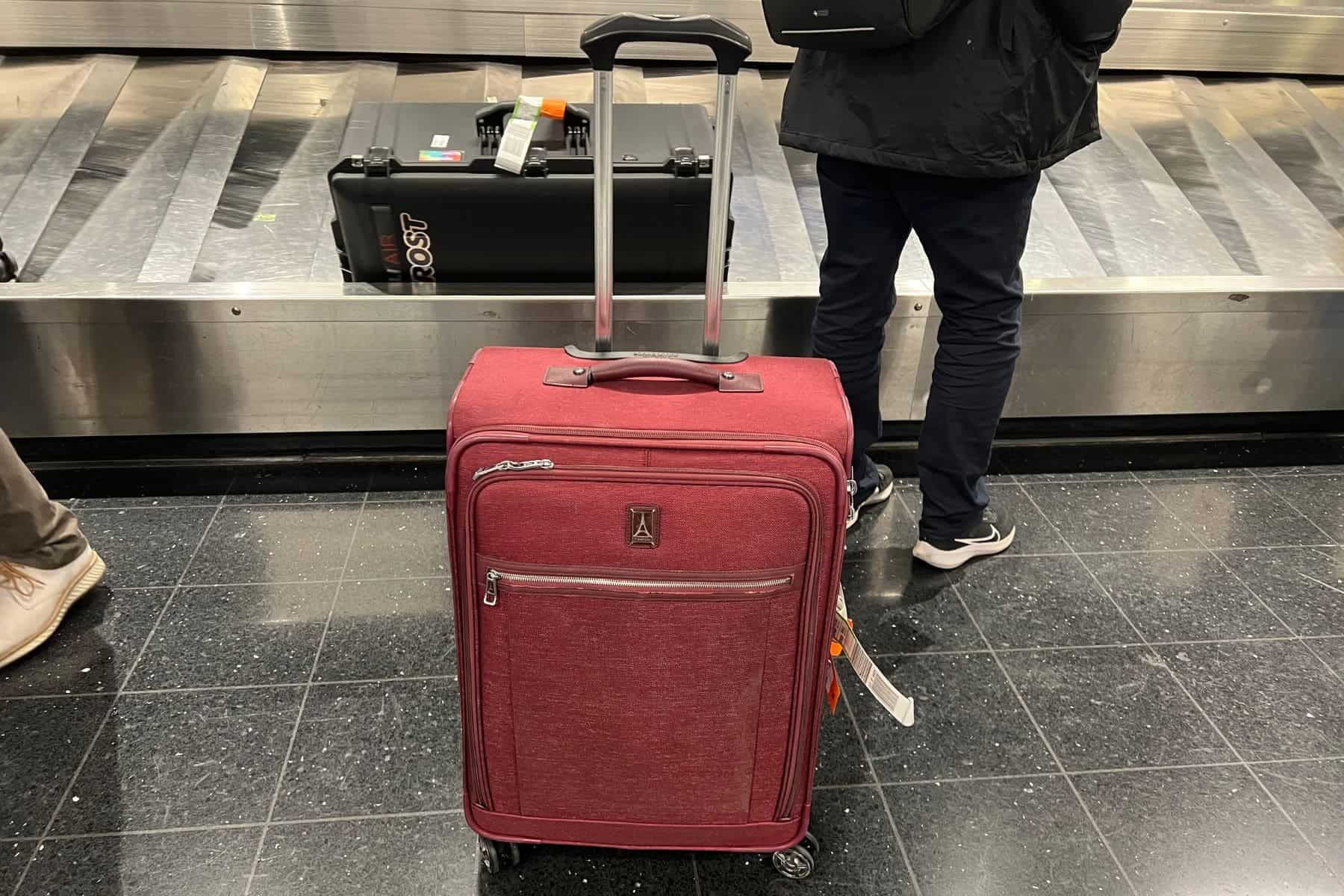 Travelpro Platinum Elite Softside View Front