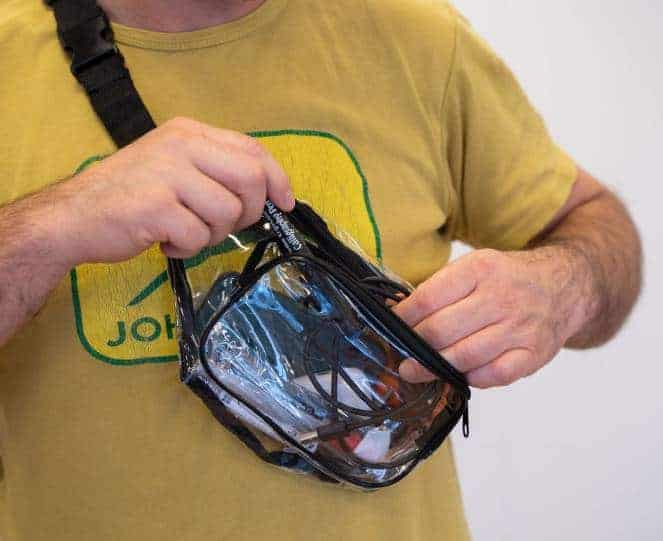 veckle-clear-fanny-pack-is-it-for-you-3.jpg