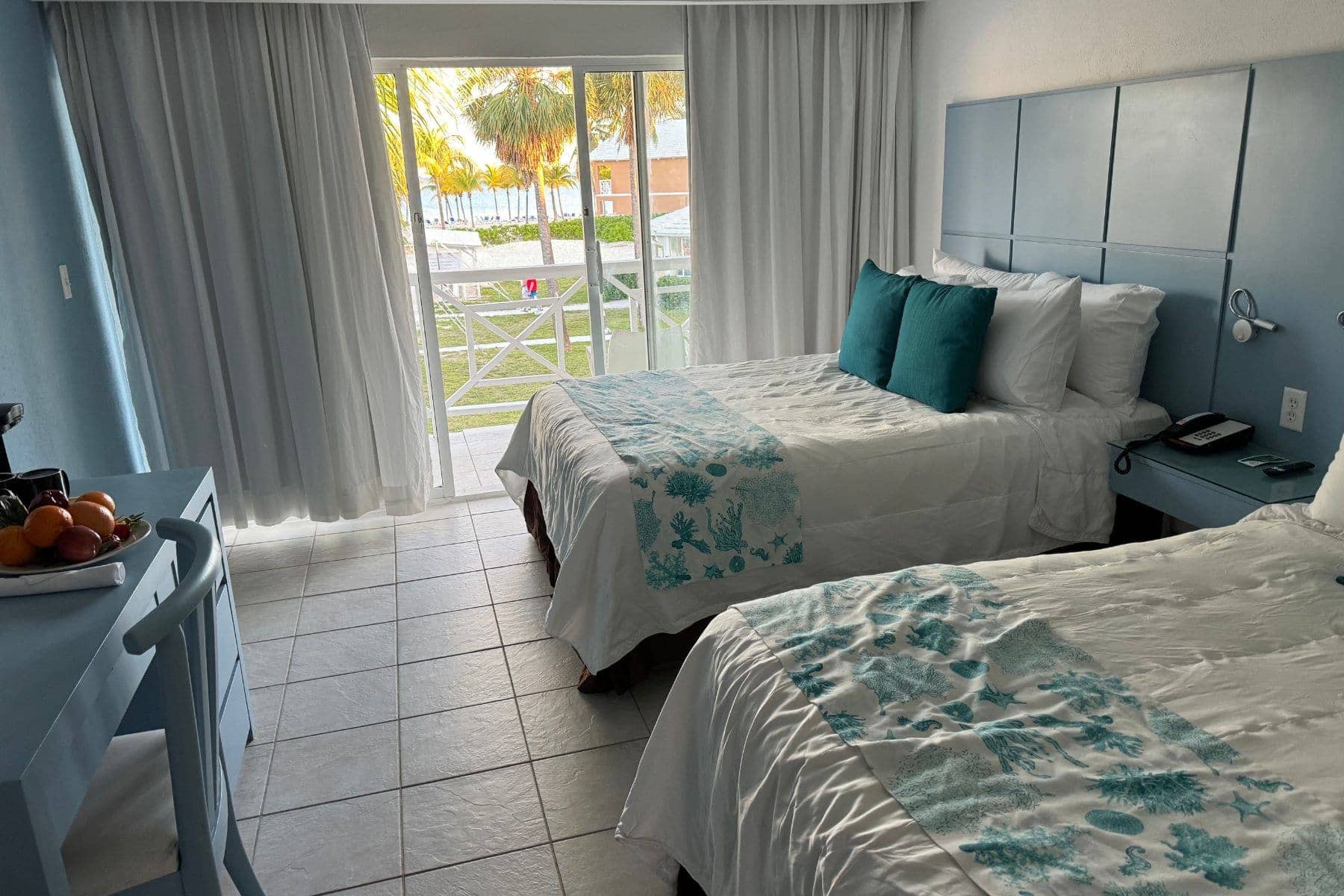 viva-fortuna-wyndham-beach-resort-advertorial-two-beds