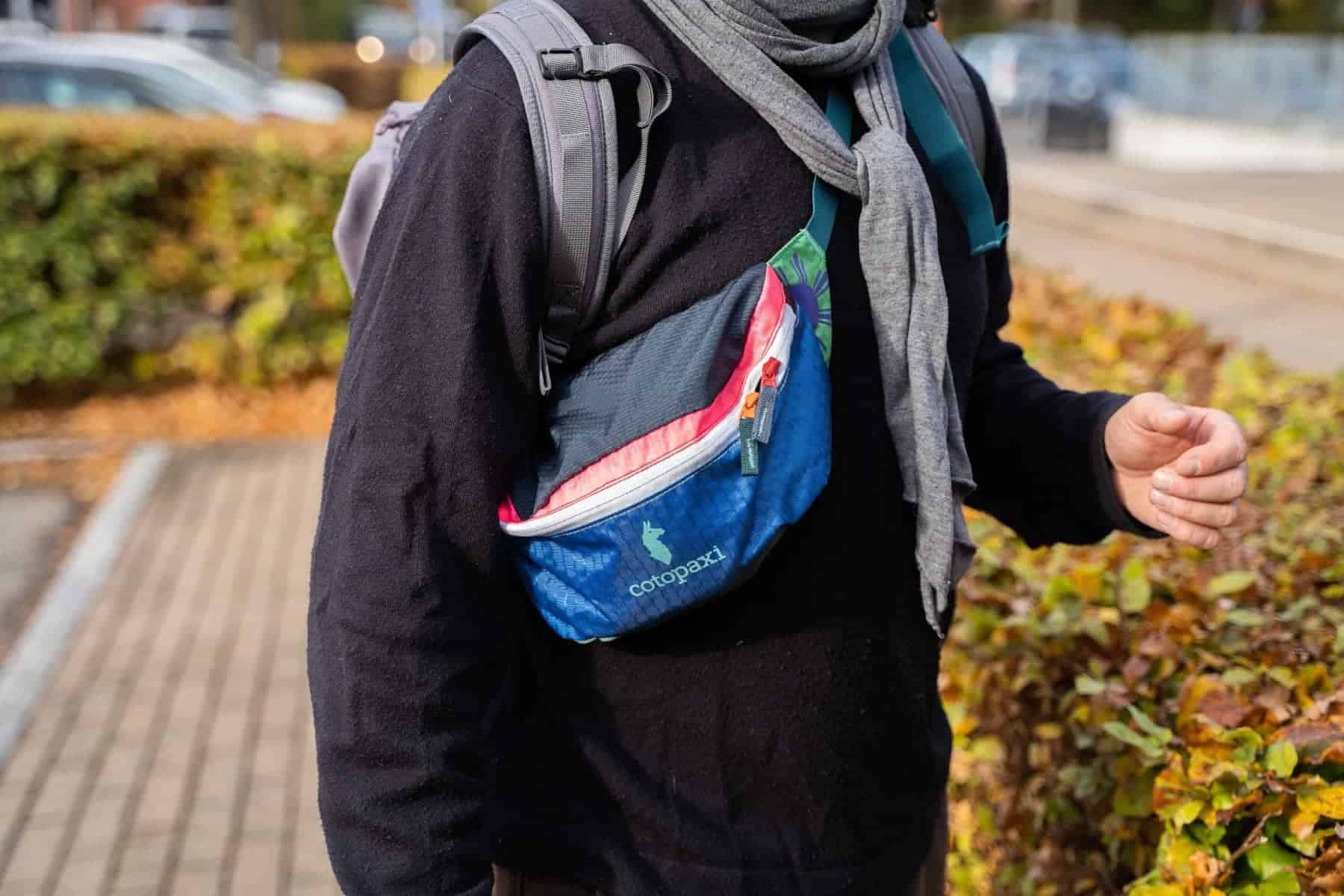 wearing-the-cotopaxi-bataan-del-dia-fanny-pack-on-the-streets